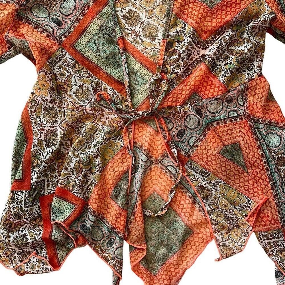 Hug Kimono  - Picture 4 of 7